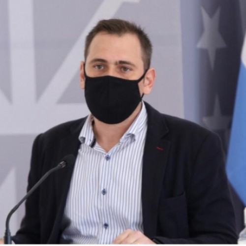 AVIANO RATIFICÓ LA ASISTENCIA PROVINCIAL A COMERCIO Y SERVICIOS AFECTADOS POR LA PANDEMIA