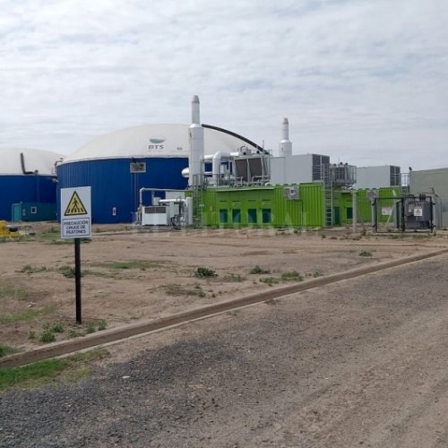 PEROTTI PARTICIPÓ DE LA INAUGURACIÓN DE UNA PLANTA DE BIOENERGIA en VENADO