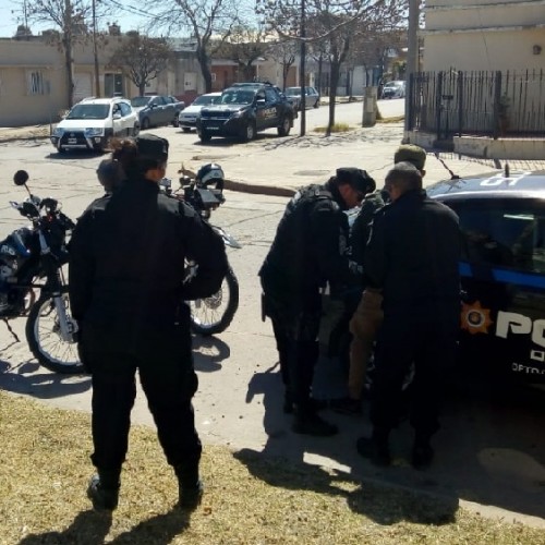 RUFINO: DETENIDO POR ROBO DE UNA BILLETERA
