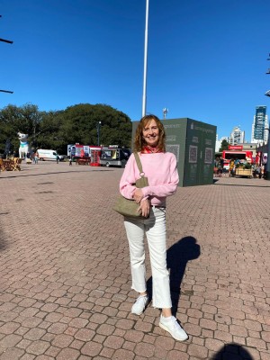 El libro siempre es una fiesta. Hoy, también, una pregunta.