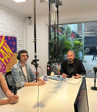 imagen 1 de la nota 'Marcela y sus rogeles, visitan Comunidad FAN'